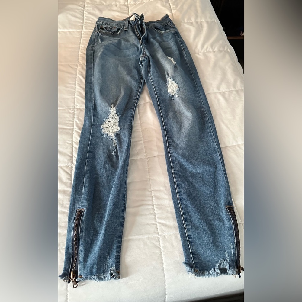 Kancan jeans size 5/26